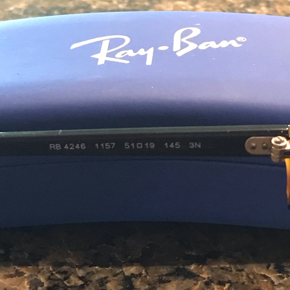 RAY BAN SUNGLASSES - Picture 6 of 7